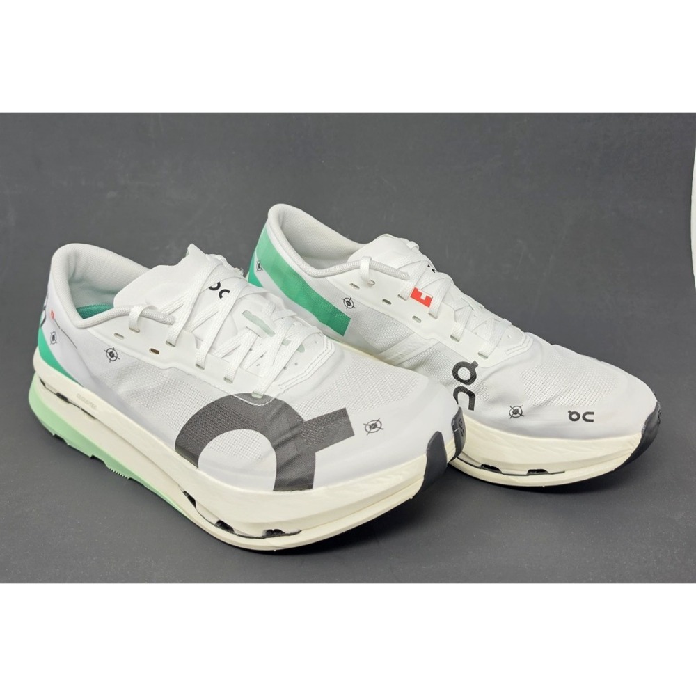 On Cloudboom Echo 3 Undyed White/Mint Women's Size 10 NWB